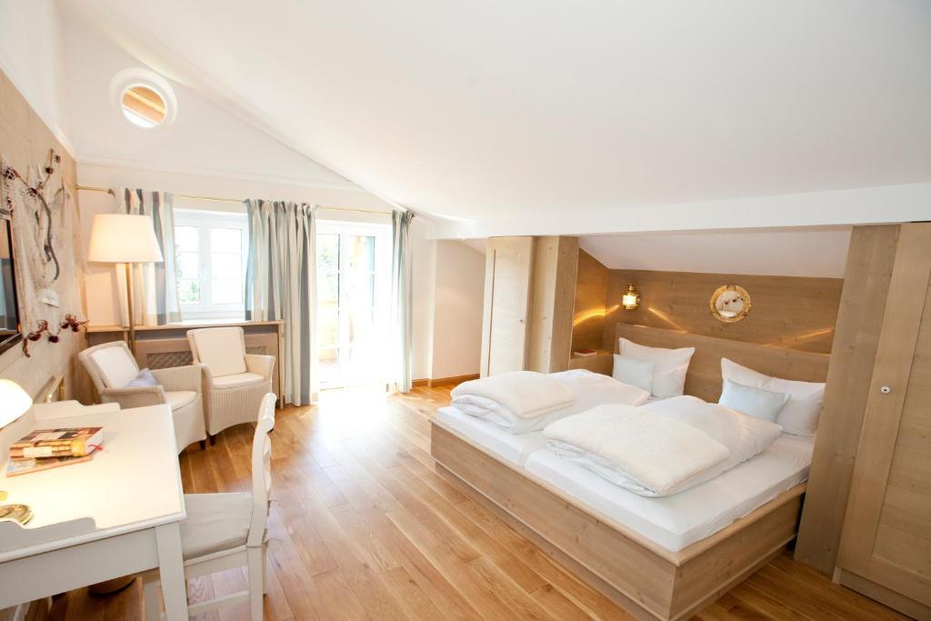 Landhaus Marinella Hotel Garni Bad Wiessee Zimmer foto